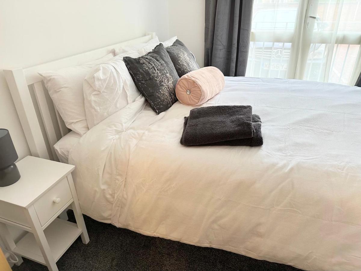 Superb 2 Bed 2 Bathroom Free Parking Derby Extérieur photo