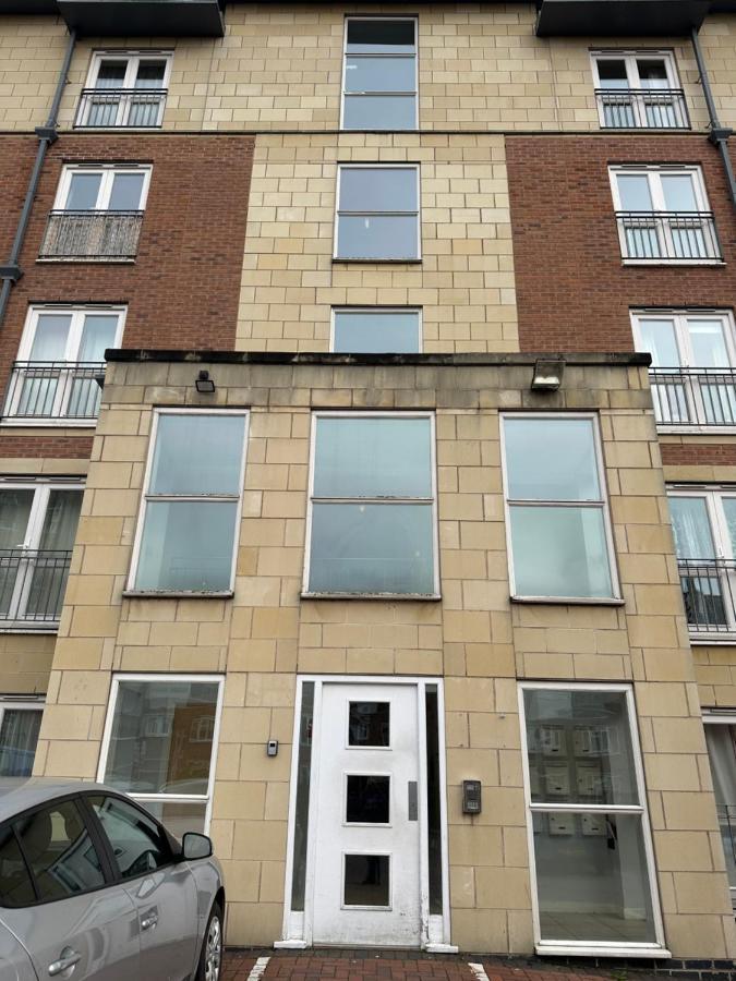 Superb 2 Bed 2 Bathroom Free Parking Derby Extérieur photo